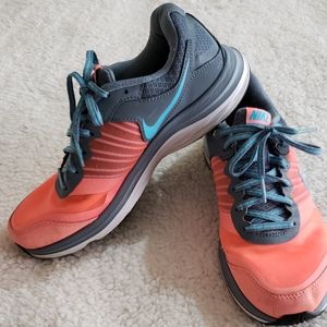 Nike Dual Fusion Shoes